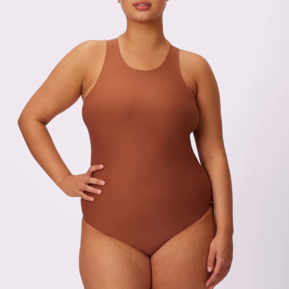 ✨parade hourglass seamless bodysuit✨ bundle deal!